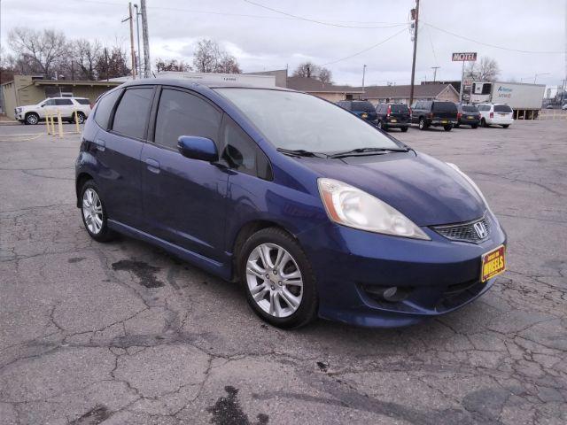 2009 Honda Fit Sport 5-Speed MT (JHMGE87409S) with an 1.5L L4 SOHC 16V engine, 5-Speed Manual transmission, located at 4047 Montana Ave., Billings, MT, 59101, 45.770847, -108.529800 - Photo #5