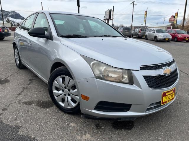 2011 Chevrolet Cruze 2LS (1G1PC5SHXB7) with an 1.8L L4 DOHC 16V FFV engine, 6-Speed Automatic transmission, located at 1821 N Montana Ave., Helena, MT, 59601, 46.603447, -112.022781 - Photo #1