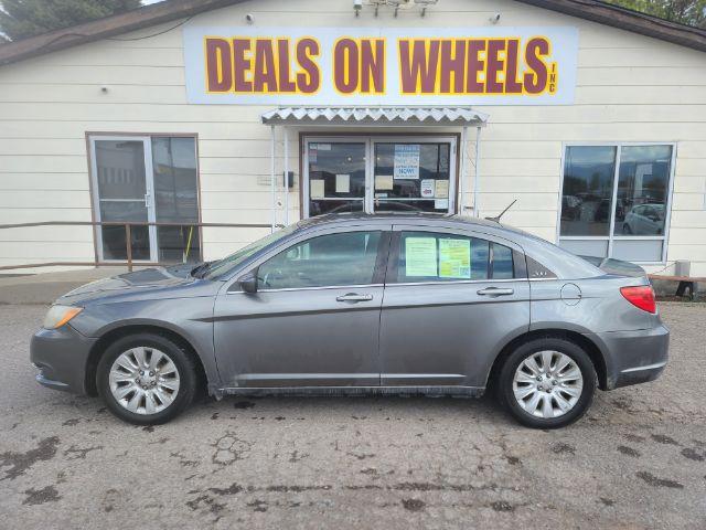2012 Tungsten Metallic Chrysler 200 LX (1C3CCBAB1CN) with an 2.4L L4 DOHC 16V engine, 6-Speed Automatic transmission, located at 1800 West Broadway, Missoula, 59808, (406) 543-1986, 46.881348, -114.023628 - Photo #5