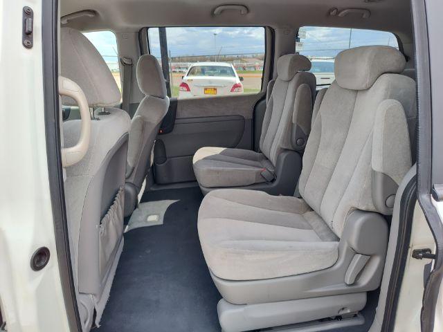 2008 Clear White Kia Sedona LX LWB (KNDMB233686) with an 3.8L V6 DOHC 24V engine, 5-Speed Automatic transmission, located at 4801 10th Ave S,, Great Falls, MT, 59405, 0.000000, 0.000000 - Photo #10