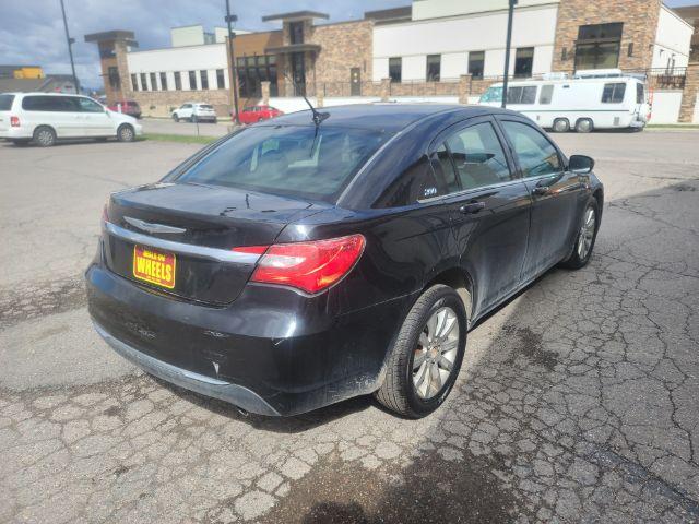 2011 Chrysler 200 Touring (1C3BC1FG1BN) with an 3.6L V6 DOHC 24V FFV engine, 6-Speed Automatic transmission, located at 1800 West Broadway, Missoula, 59808, (406) 543-1986, 46.881348, -114.023628 - Photo #3