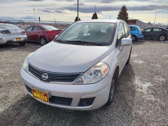 2011 Nissan Versa 1.8 SL Hatchback (3N1BC1CP9BL) with an 1.8L L4 DOHC 16V engine, 6 Speed Manual Trans transmission, located at 4801 10th Ave S,, Great Falls, MT, 59405, 47.494347, -111.229942 - Photo #0