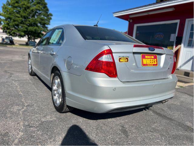 2010 Ford Fusion SE (3FAHP0HA9AR) with an 2.5L L4 DOHC 16V engine, located at 601 E. Idaho St., Kalispell, MT, 59901, 48.203983, -114.308662 - Photo #2