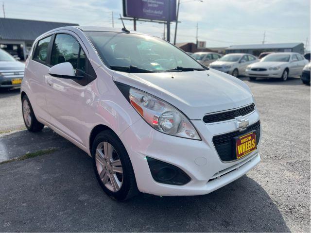 2014 Chevrolet Spark 1LT Auto (KL8CD6S94EC) with an 1.2L L4 16V DOHC engine, Continuously Variable Transmission transmission, located at 601 E. Idaho St., Kalispell, MT, 59901, 48.203983, -114.308662 - Photo #6