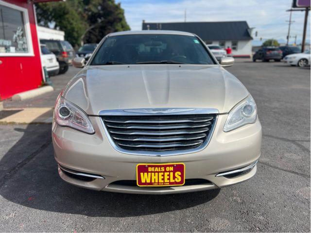 2014 Chrysler 200 LX (1C3CCBAB4EN) with an 2.4L L4 DOHC 16V engine, 6-Speed Automatic transmission, located at 601 E. Idaho St., Kalispell, MT, 59901, 48.203983, -114.308662 - Photo #7