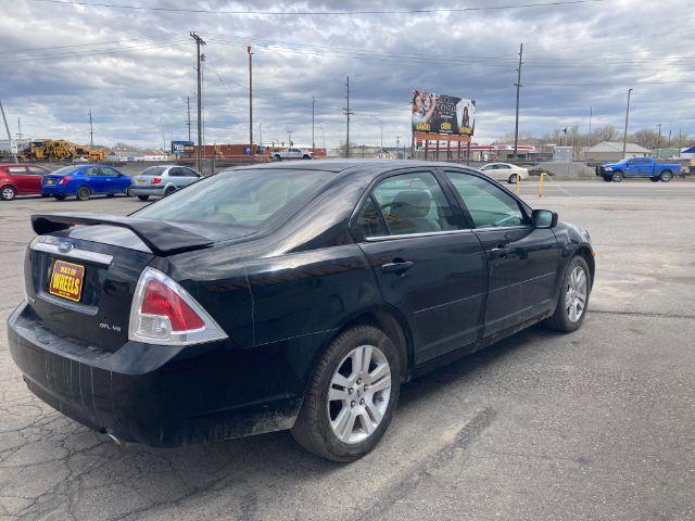 2007 Ford Fusion V6 SEL (3FAHP08117R) with an 3.0L V6 DOHC 24V engine, located at 4047 Montana Ave., Billings, MT, 59101, 45.770847, -108.529800 - Photo #2