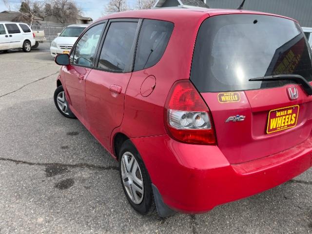 2008 Honda Fit 5-Speed AT (JHMGD38478S) with an 1.5L L4 SOHC 16V engine, 5-Speed Automatic transmission, located at 1821 N Montana Ave., Helena, MT, 59601, (406) 422-1031, 0.000000, 0.000000 - Photo #3