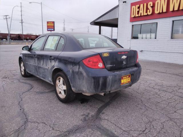 2009 Kia Rio Base (KNADE223296) with an 1.6L L4 DOHC 16V engine, 5-Speed Manual transmission, located at 4047 Montana Ave., Billings, MT, 59101, 45.770847, -108.529800 - Photo #7