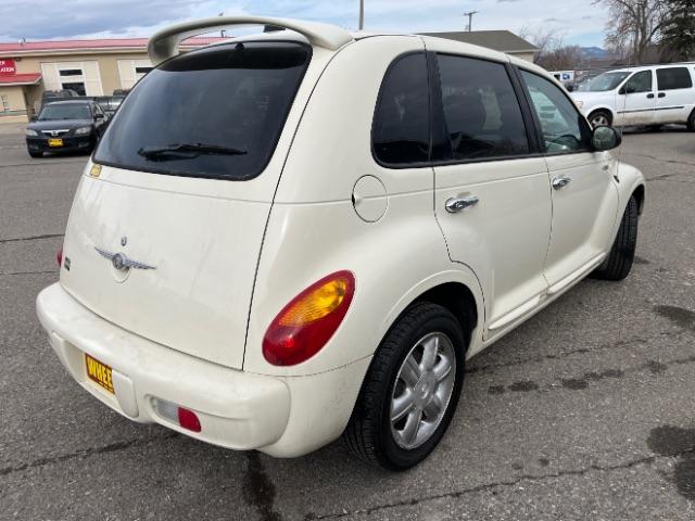 2005 Chrysler PT Cruiser Limited Edition (3C8FY68B45T) with an 2.4L L4 DOHC 16V engine, located at 1821 N Montana Ave., Helena, MT, 59601, (406) 422-1031, 0.000000, 0.000000 - Photo #2