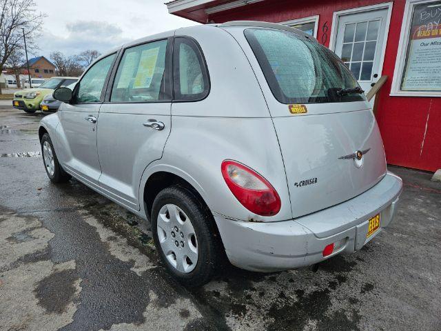 2009 Chrysler PT Cruiser Base (3A8FY48989T) with an 2.4L L4 DOHC 16V engine, located at 601 E. Idaho St., Kalispell, MT, 59901, (406) 300-4664, 0.000000, 0.000000 - Photo #2