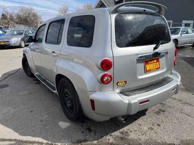 2006 Chevrolet HHR LT (3GNDA23P86S) with an 2.4L L4 DOHC 16V engine, 5-Speed Automatic transmission, located at 1821 N Montana Ave., Helena, MT, 59601, (406) 422-1031, 0.000000, 0.000000 - Photo #3