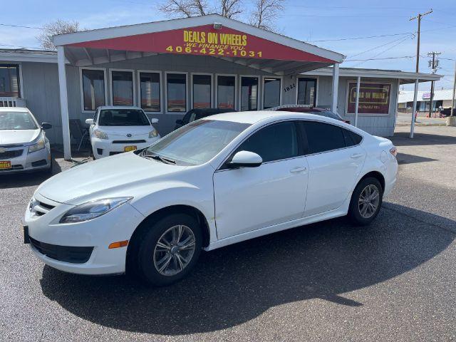 2011 Mazda Mazda6 I Touring (1YVHZ8BH2B5) with an 2.5L L4 DOHC 16V engine, located at 1821 N Montana Ave., Helena, MT, 59601, 46.603447, -112.022781 - Photo #0