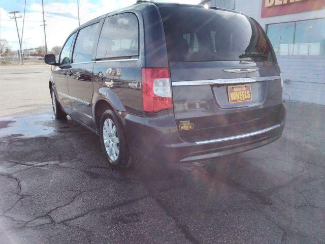 2014 Chrysler Town and Country Touring (2C4RC1BG1ER) with an 3.6L V6 DOHC 24V engine, 6-Speed Automatic transmission, located at 4047 Montana Ave., Billings, MT, 59101, 45.770847, -108.529800 - Photo #6
